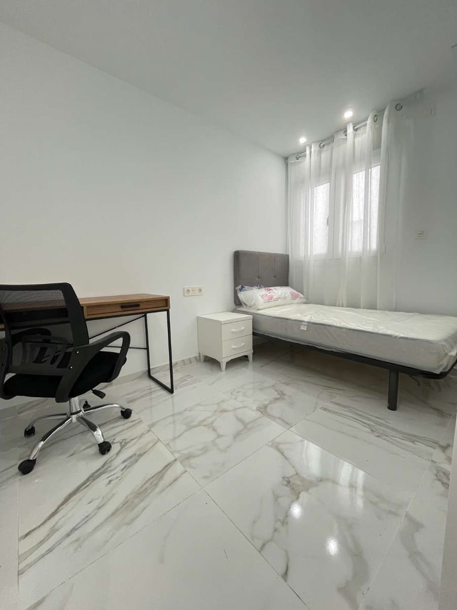 2 makuuhuone Ranta-asunto myytävänä paikassa Torrevieja mukana uima-altaan - 239 000 € (Ref: 9251881)