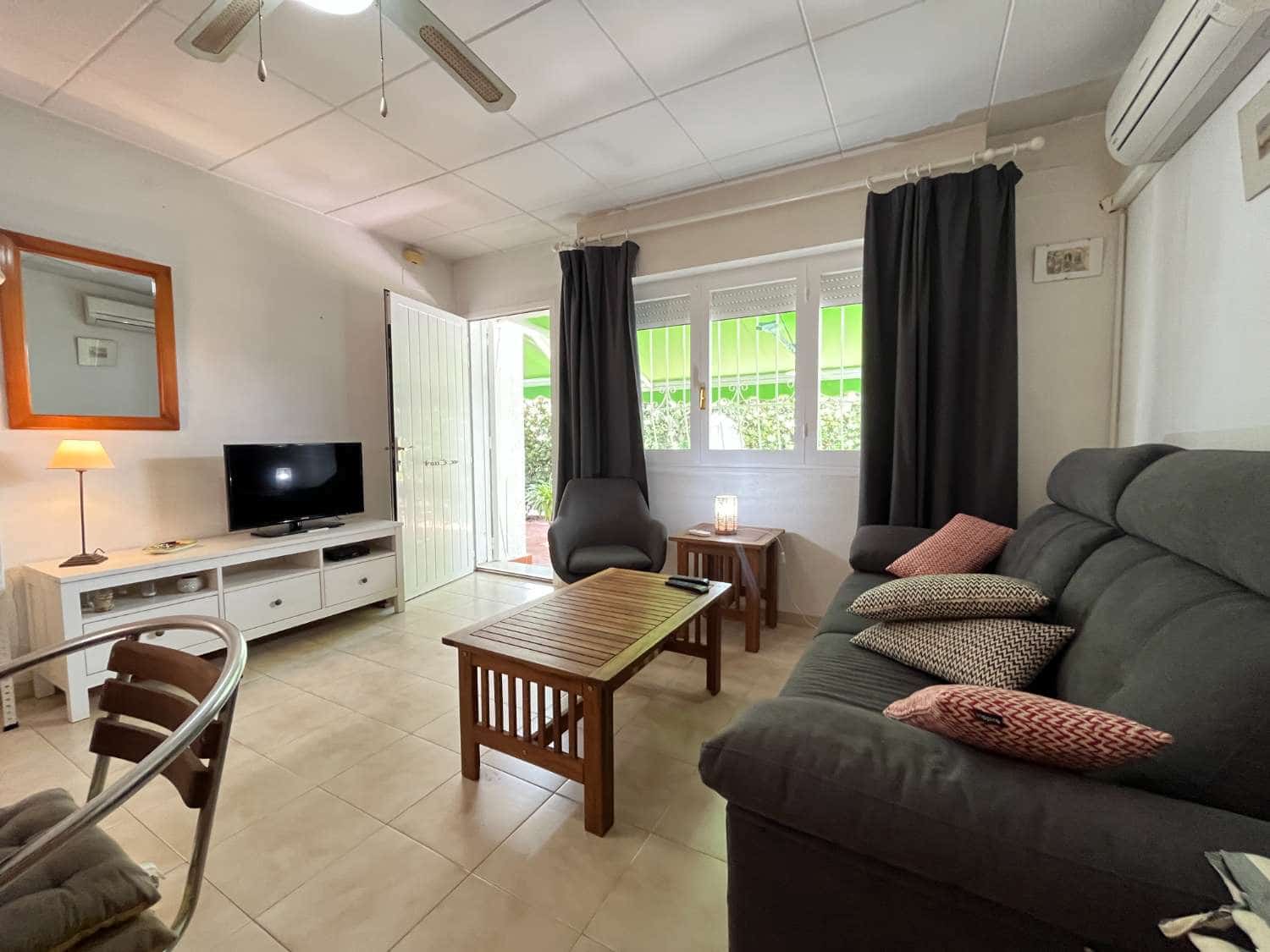 3 soveværelse Bungalow til salg i Orihuela med swimmingpool - € 225.000 (Ref: 9254733)