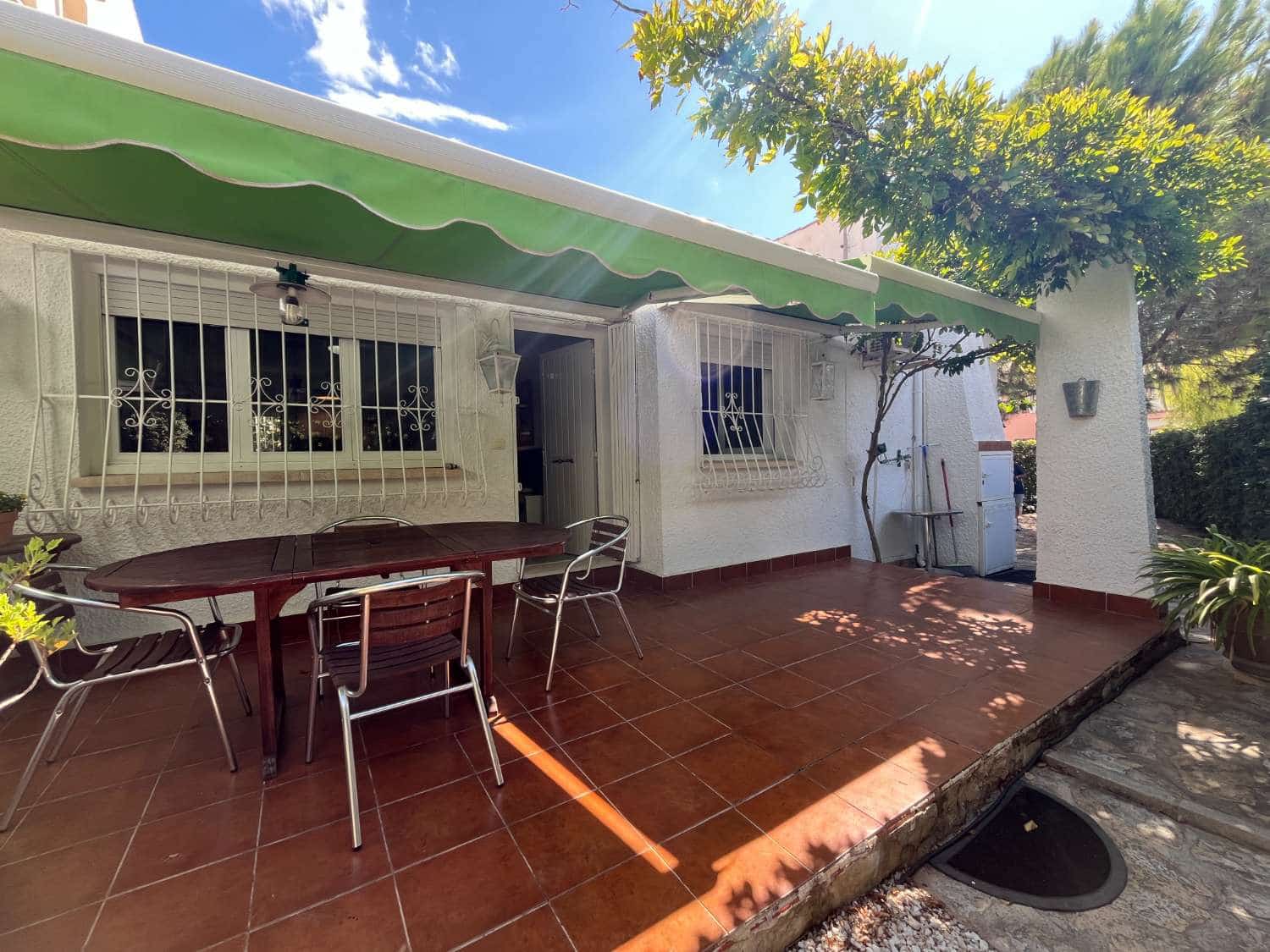 3 soveværelse Bungalow til salg i Orihuela med swimmingpool - € 225.000 (Ref: 9254733)