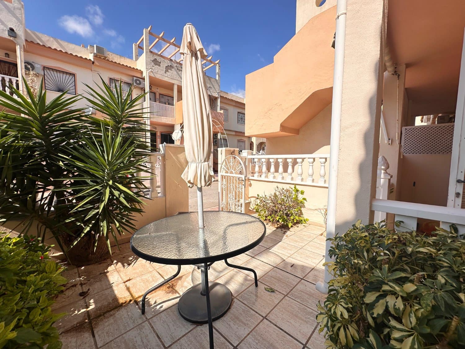 2 bedroom Beach Apartment for sale in Orihuela - € 128,500 (Ref: 9284927)