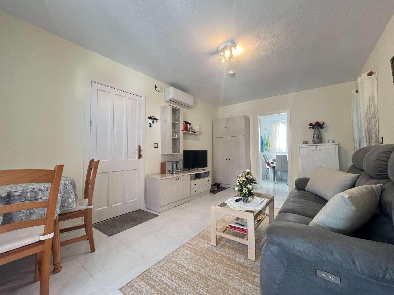 2 makuuhuone Ranta-asunto myytävänä paikassa Orihuela mukana uima-altaan - 135 000 € (Ref: 9291056)