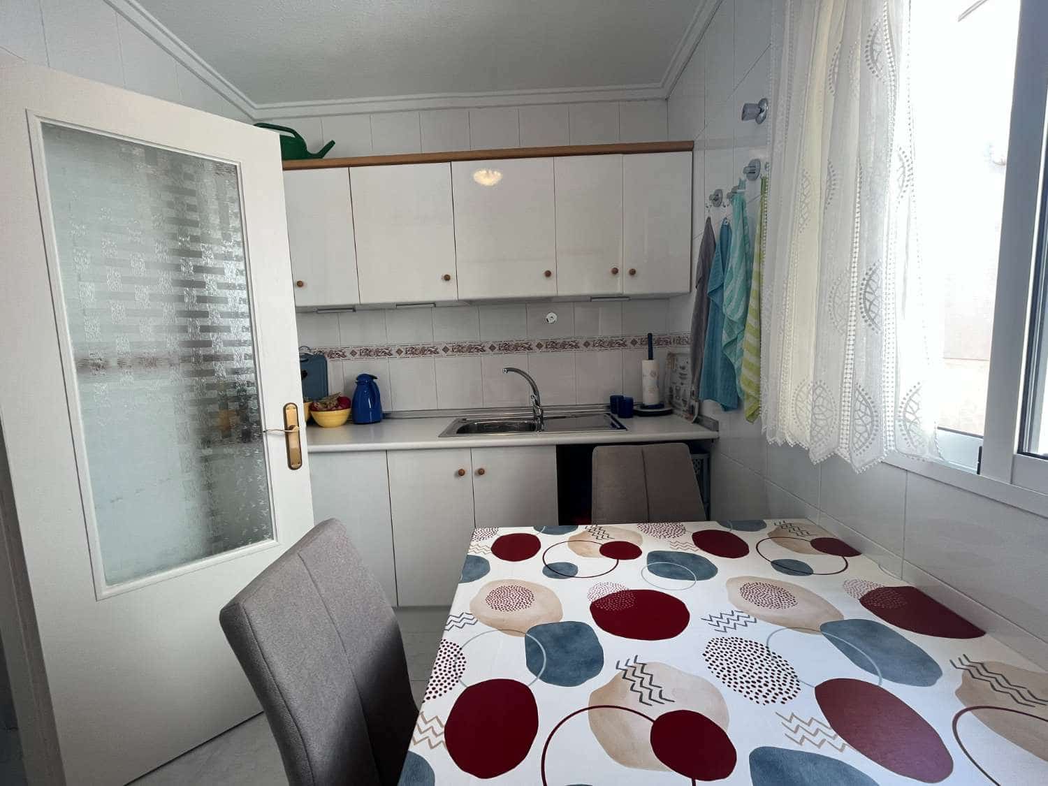 2 makuuhuone Ranta-asunto myytävänä paikassa Orihuela mukana uima-altaan - 135 000 € (Ref: 9291056)