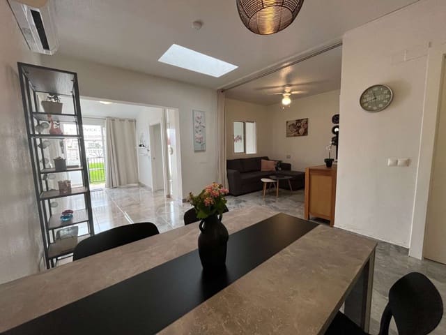 2 soveværelse Semi-Rækkehus til salg i Orihuela - € 159.900 (Ref: 9294197)