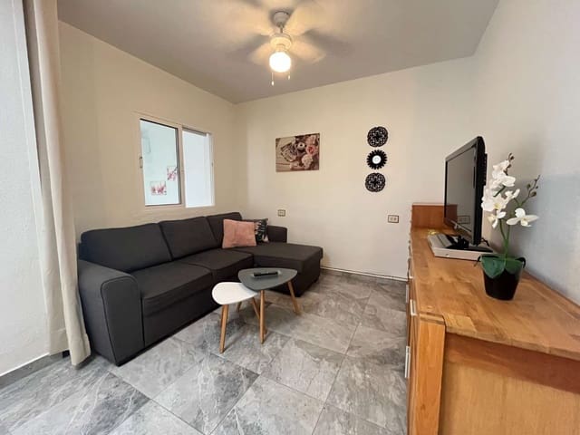 2 soveværelse Semi-Rækkehus til salg i Orihuela - € 159.900 (Ref: 9294197)