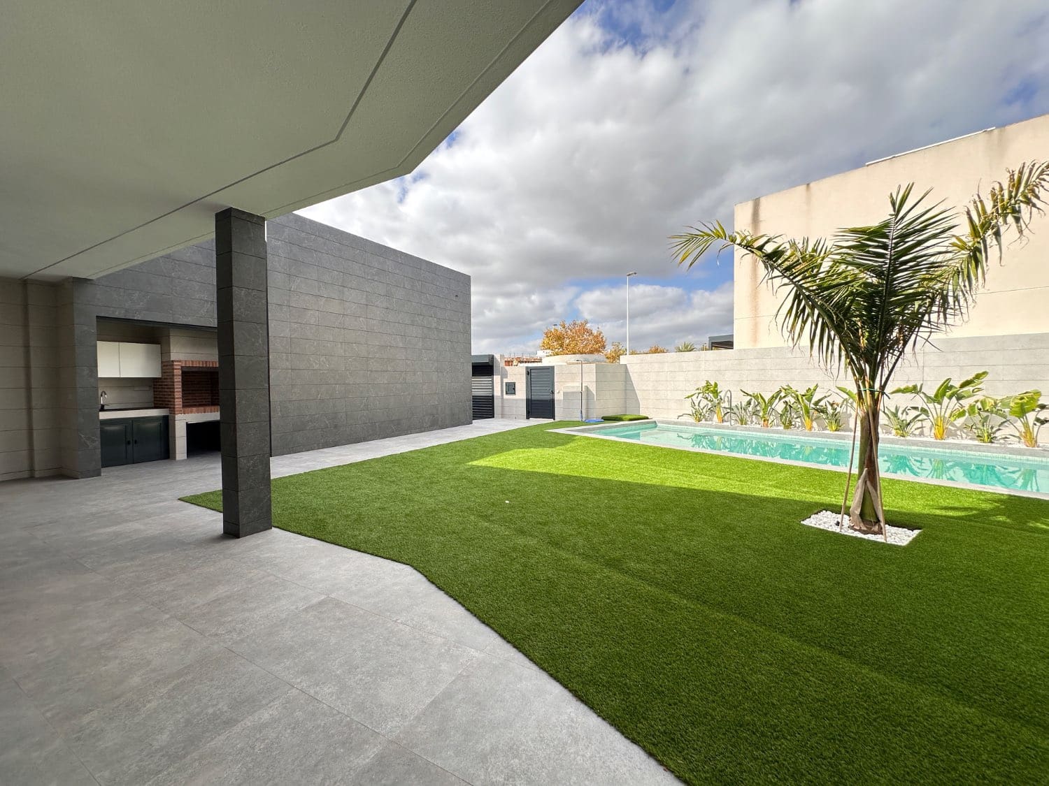 5 soveværelse Rækkehus til salg i San Pedro del Pinatar med swimmingpool - € 1.300.000 (Ref: 9297458)