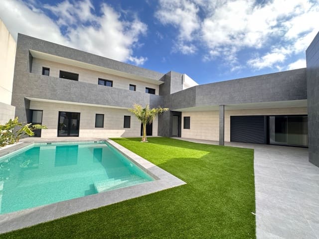 5 sovrum Radhus till salu i San Pedro del Pinatar med pool - 1 300 000 € (Ref: 9297458)