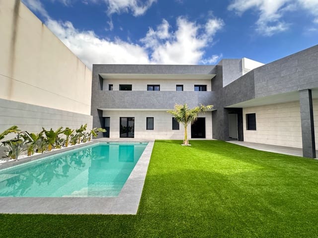 5 sovrum Radhus till salu i San Pedro del Pinatar med pool - 1 300 000 € (Ref: 9297458)