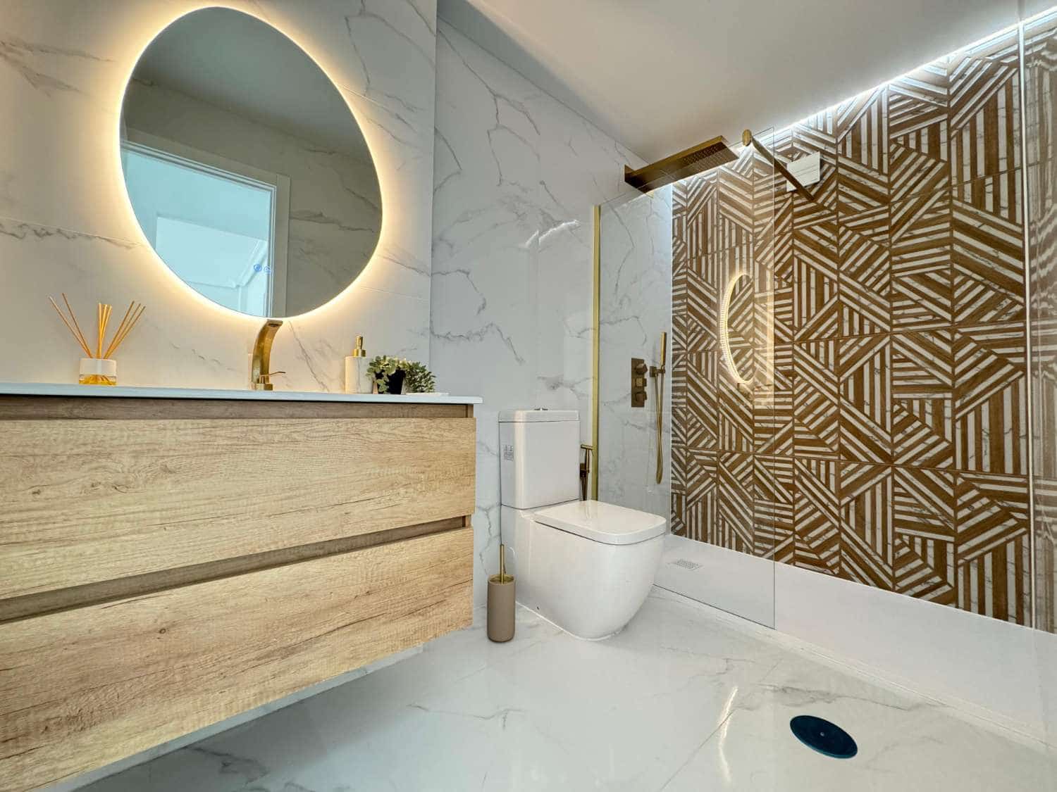 1 makuuhuone Ranta-asunto myytävänä paikassa Orihuela mukana uima-altaan - 170 000 € (Ref: 9308257)