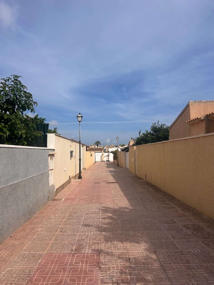 3 bedroom Villa for sale in Orihuela with pool - € 475,000 (Ref: 9321533)