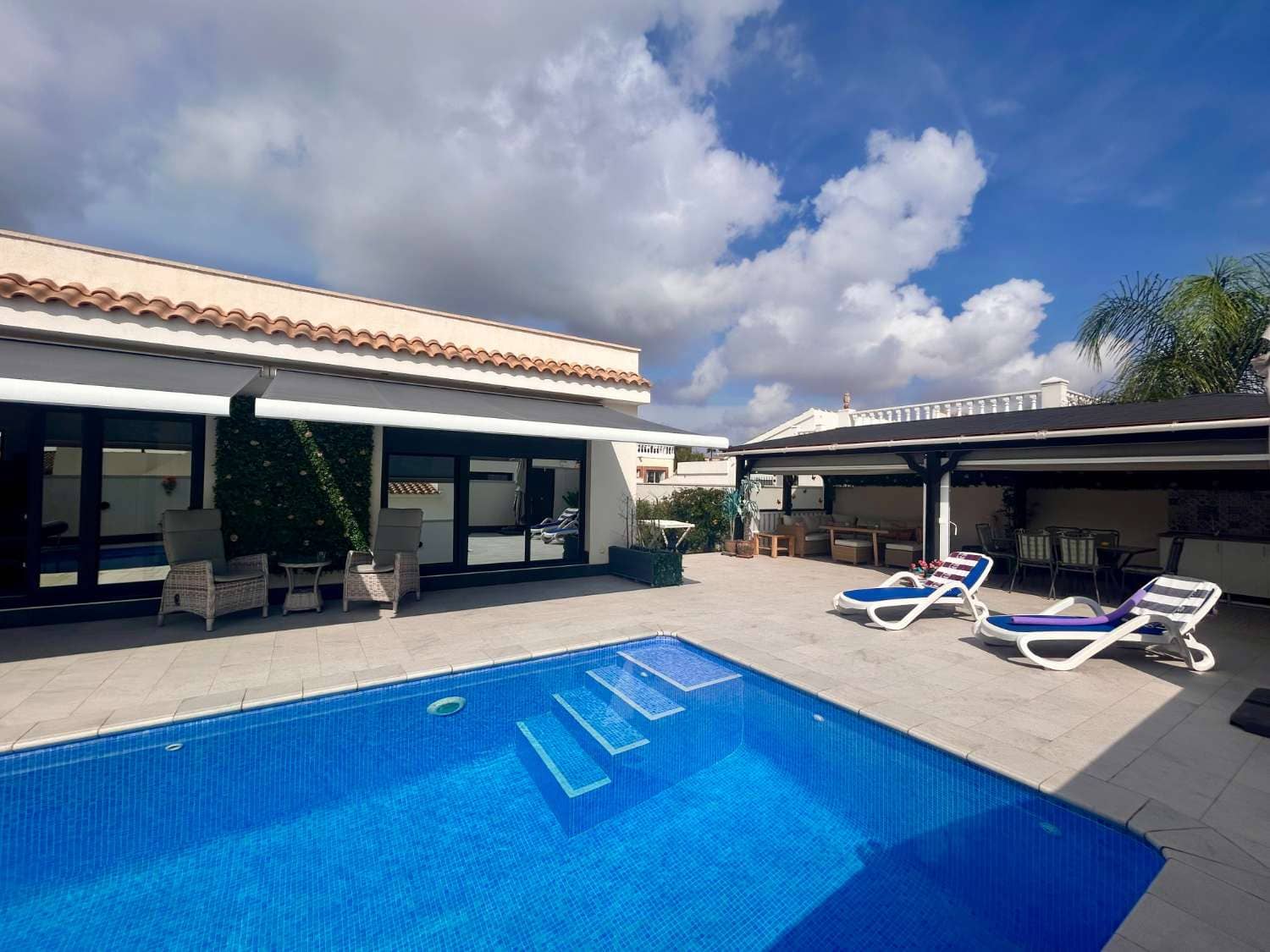 3 bedroom Villa for sale in Orihuela with pool - € 475,000 (Ref: 9321533)
