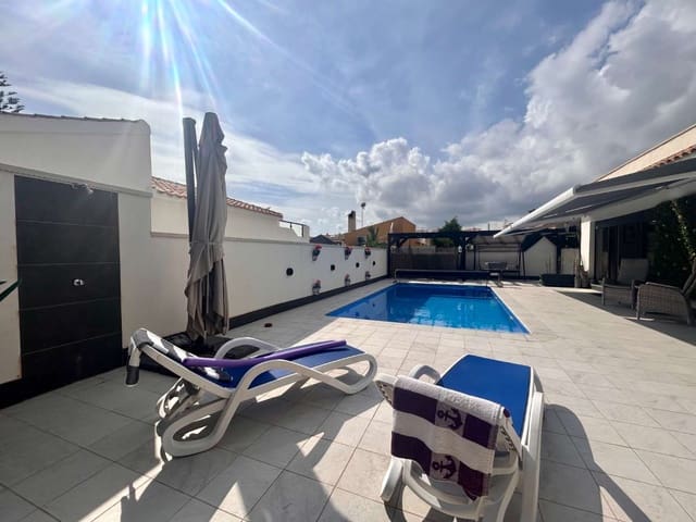 3 sovrum Villa till salu i Orihuela med pool - 475 000 € (Ref: 9321533)