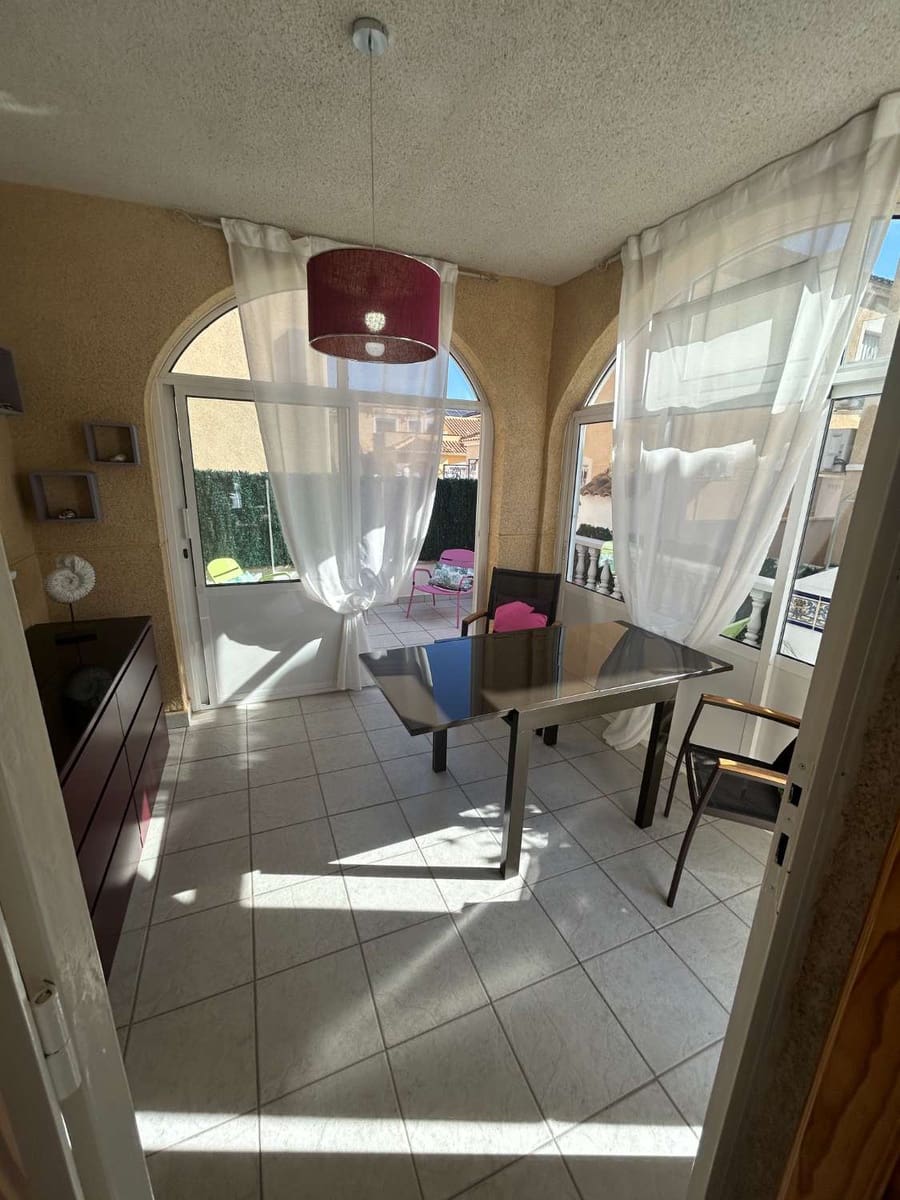 2 makuuhuone Huvila myytävänä paikassa Orihuela Costa mukana uima-altaan 
autotalli - 225 000 € (Ref: 9326016)