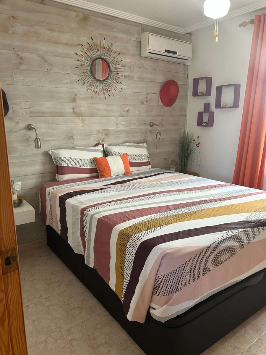 2 makuuhuone Huvila myytävänä paikassa Orihuela Costa mukana uima-altaan 
autotalli - 225 000 € (Ref: 9326016)