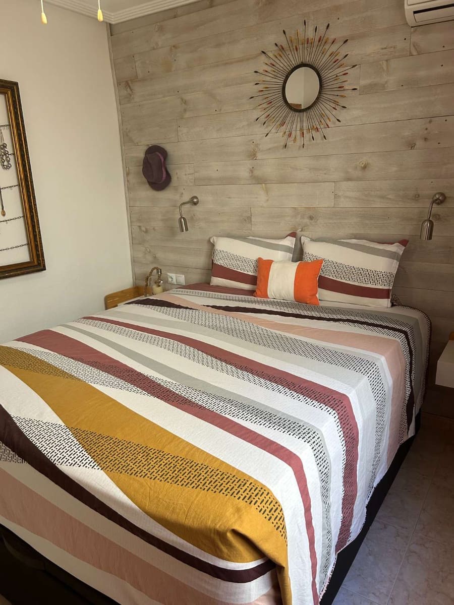 2 makuuhuone Huvila myytävänä paikassa Orihuela Costa mukana uima-altaan 
autotalli - 225 000 € (Ref: 9326016)