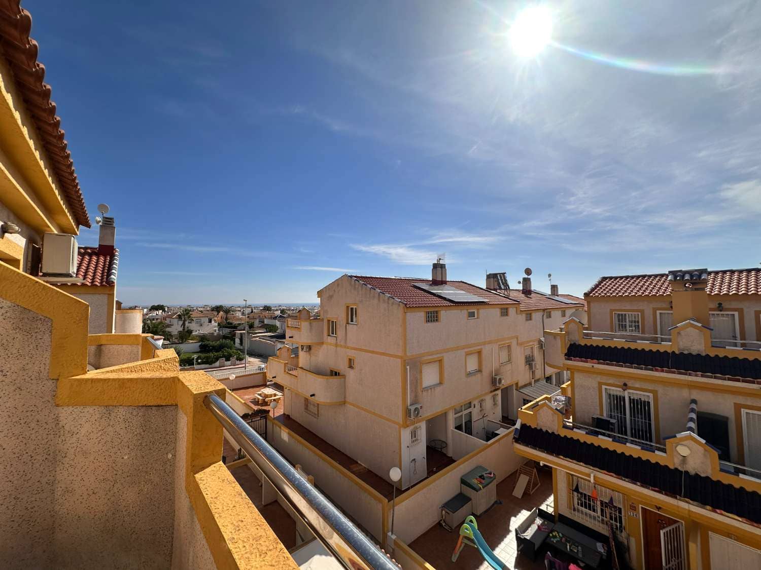 2 soveværelse Penthouse til salg i Orihuela med swimmingpool - € 145.000 (Ref: 9326017)