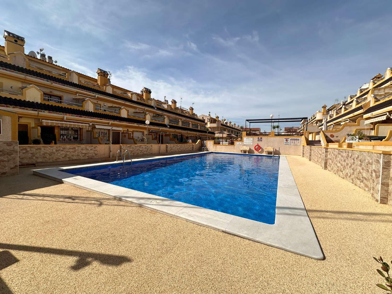 2 soveværelse Penthouse til salg i Orihuela med swimmingpool - € 145.000 (Ref: 9326017)