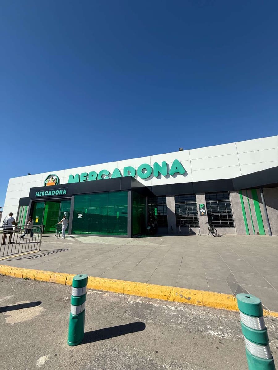 2 sovrum Strandlägenhet till salu i Torrevieja med pool - 165 000 € (Ref: 9334421)