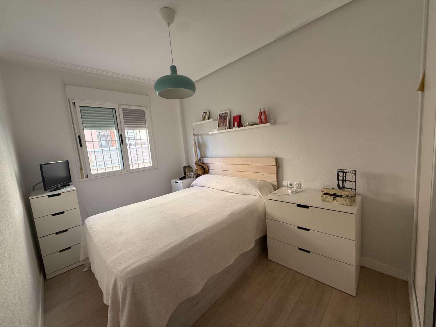 2 sovrum Strandlägenhet till salu i Torrevieja med pool - 165 000 € (Ref: 9334421)