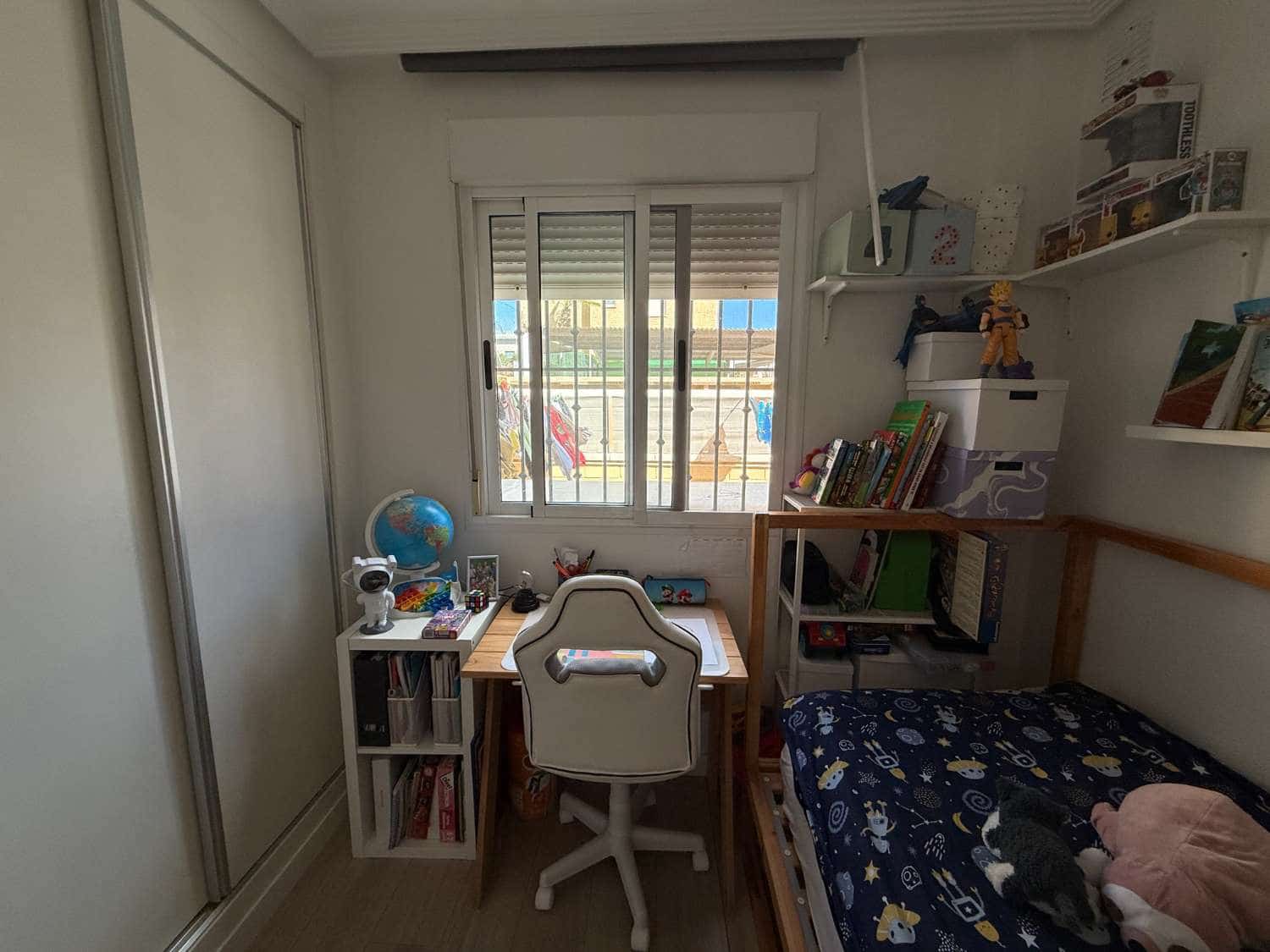 2 sovrum Strandlägenhet till salu i Torrevieja med pool - 165 000 € (Ref: 9334421)