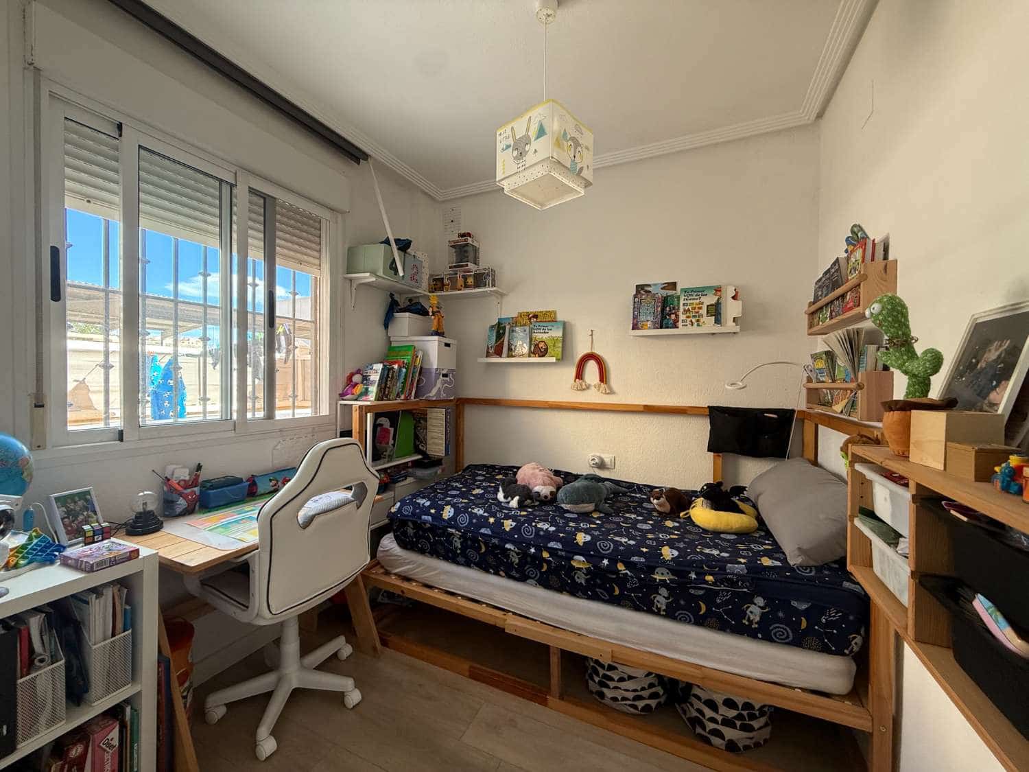 2 sovrum Strandlägenhet till salu i Torrevieja med pool - 165 000 € (Ref: 9334421)