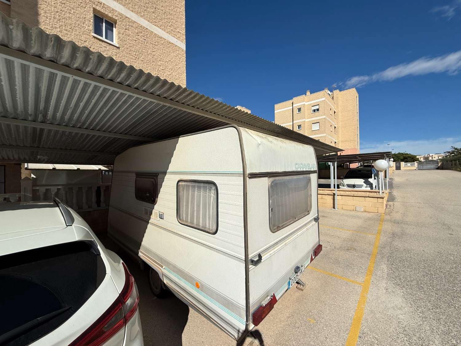 2 sovrum Strandlägenhet till salu i Torrevieja med pool - 165 000 € (Ref: 9334421)