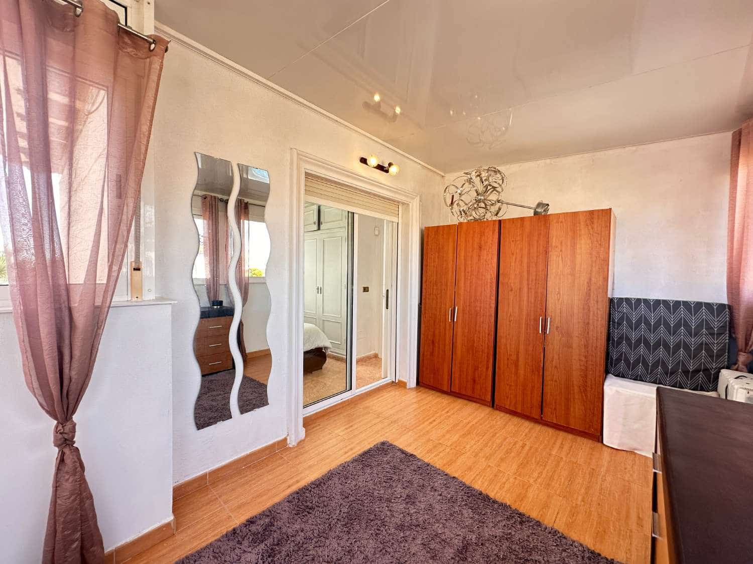 4 bedroom Villa for sale in La Zenia with pool - € 399,000 (Ref: 9337551)