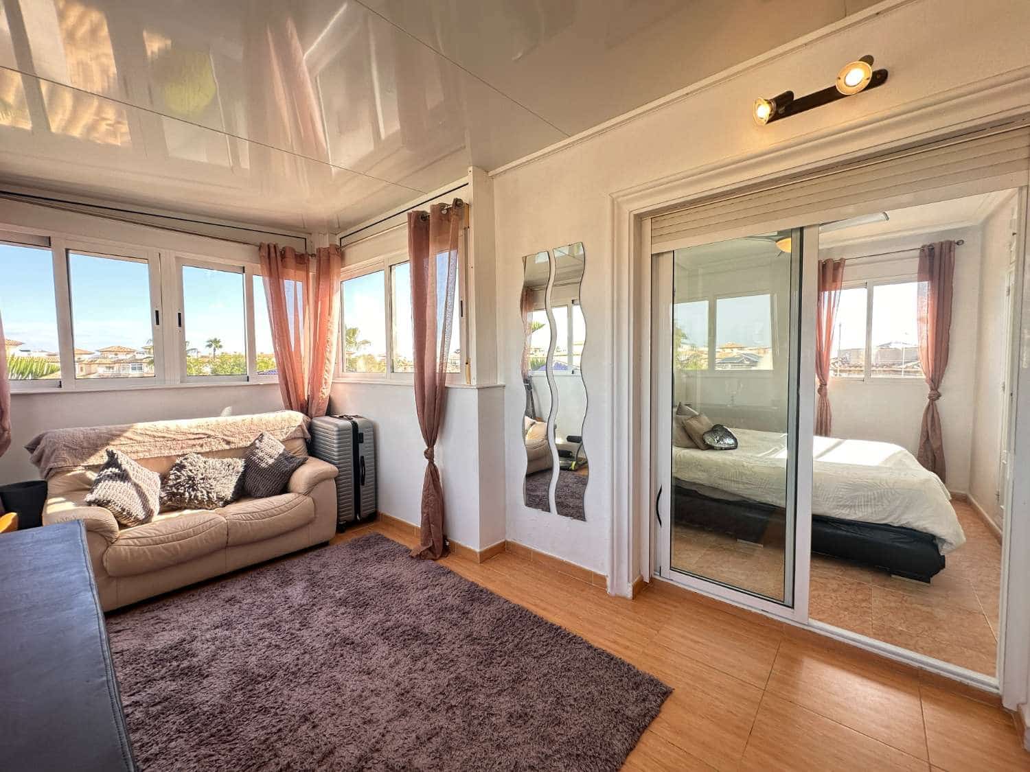 4 bedroom Villa for sale in La Zenia with pool - € 399,000 (Ref: 9337551)