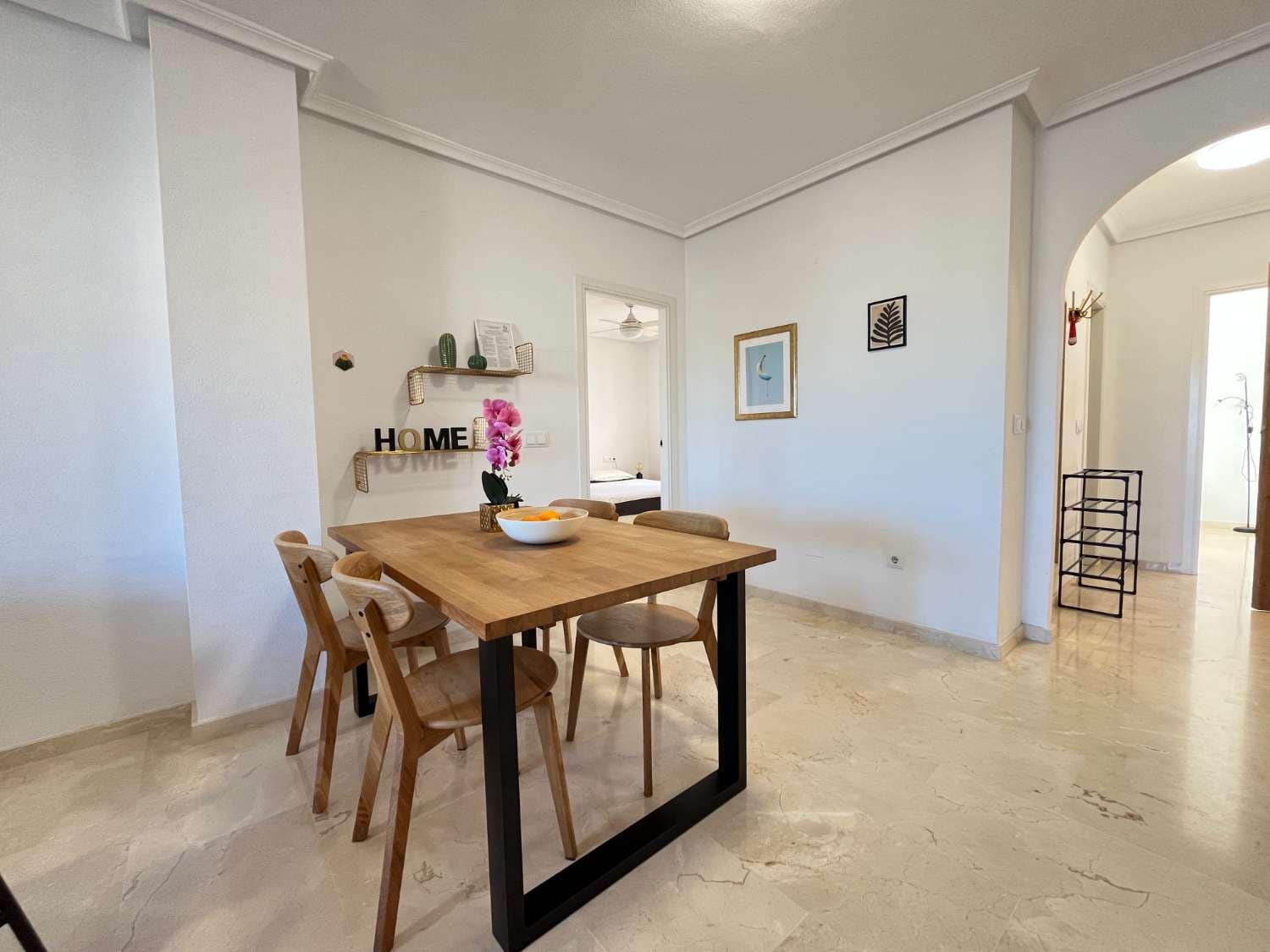 2 soveværelse Strandlejlighed til salg i Orihuela med swimmingpool garage - € 189.900 (Ref: 9346896)