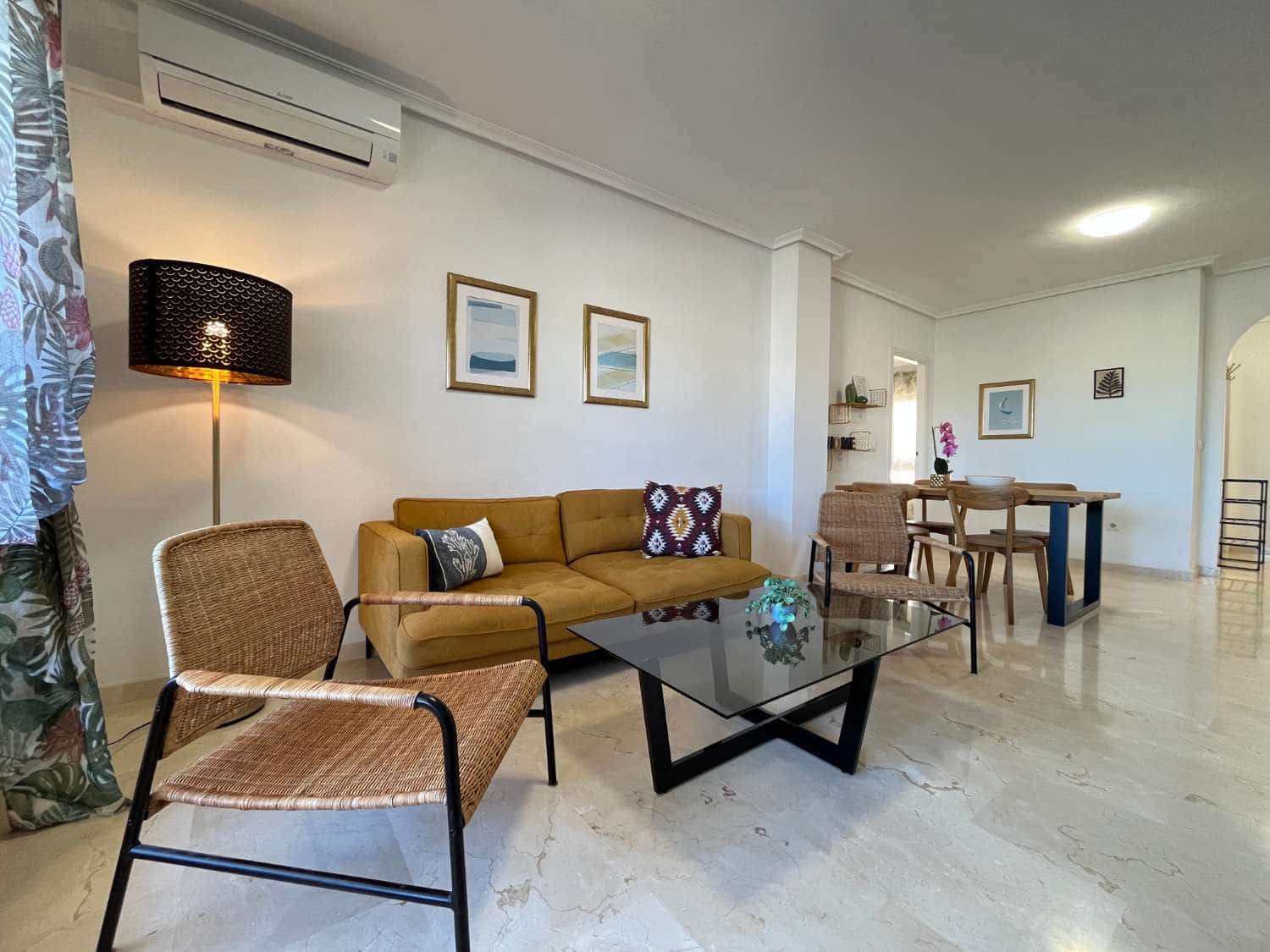 2 soveværelse Strandlejlighed til salg i Orihuela med swimmingpool garage - € 189.900 (Ref: 9346896)