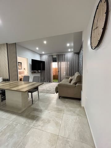 3 bedroom Beach Apartment for sale in Torrevieja with pool - € 302,000 (Ref: 9361976)