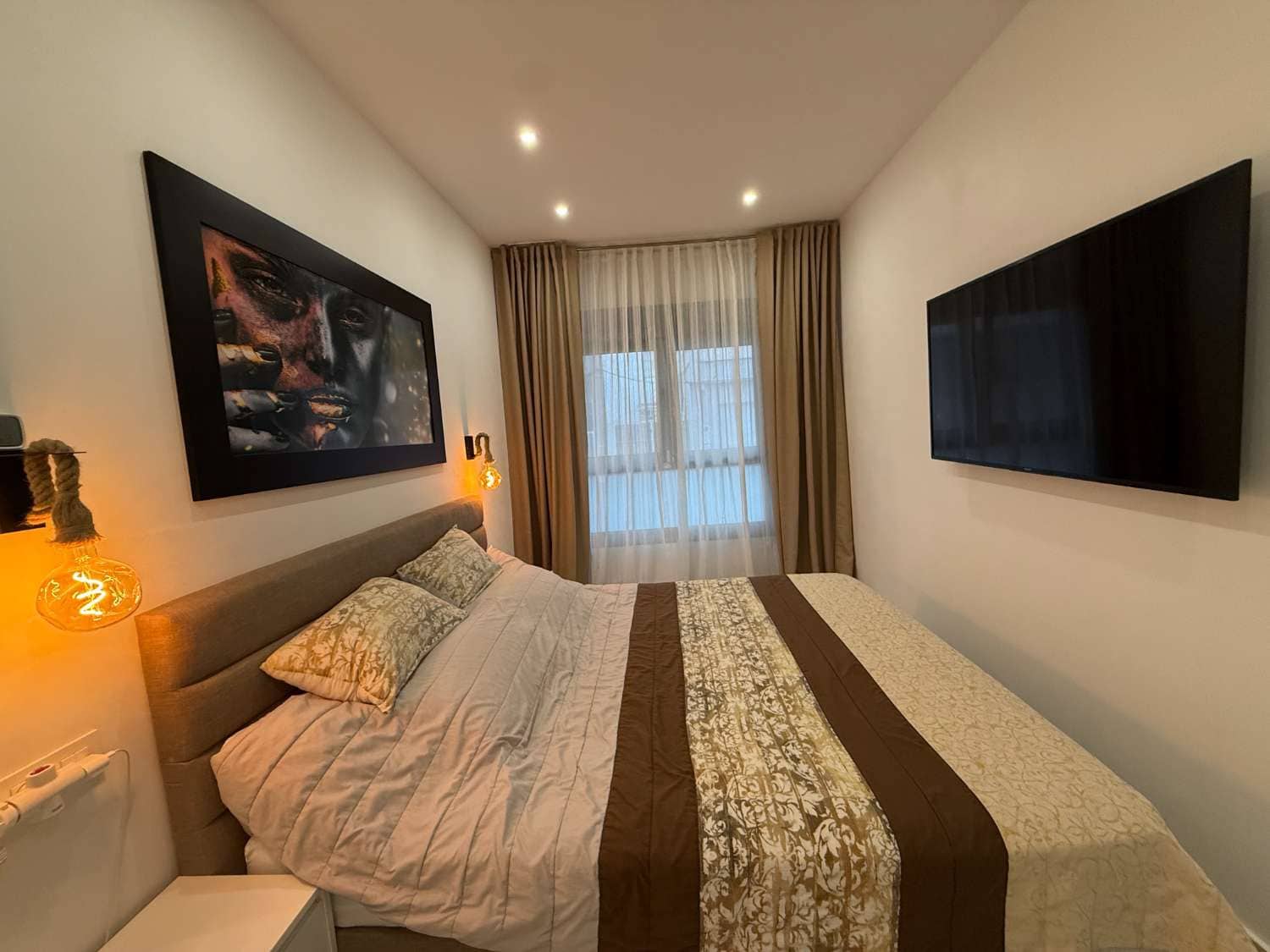 3 bedroom Beach Apartment for sale in Torrevieja with pool - € 302,000 (Ref: 9361976)