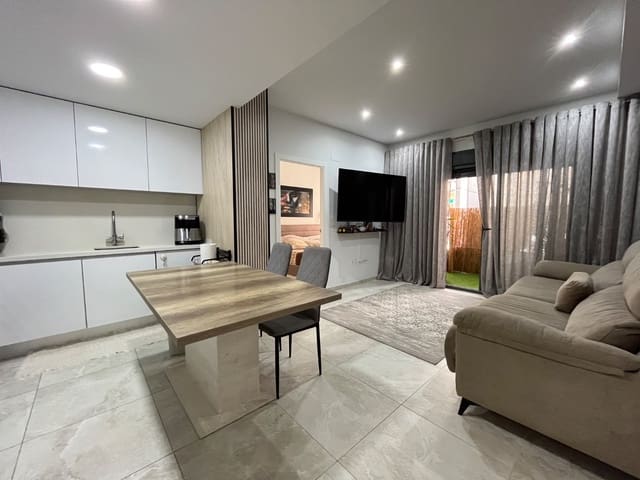 3 Zimmer Strandapartment zu verkaufen in Torrevieja mit Pool - 299.900 € (Ref: 9361976)