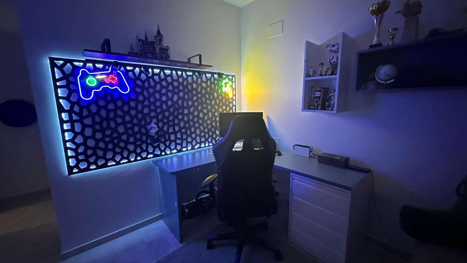 3 bedroom Beach Apartment for sale in Torrevieja with pool - € 302,000 (Ref: 9361976)