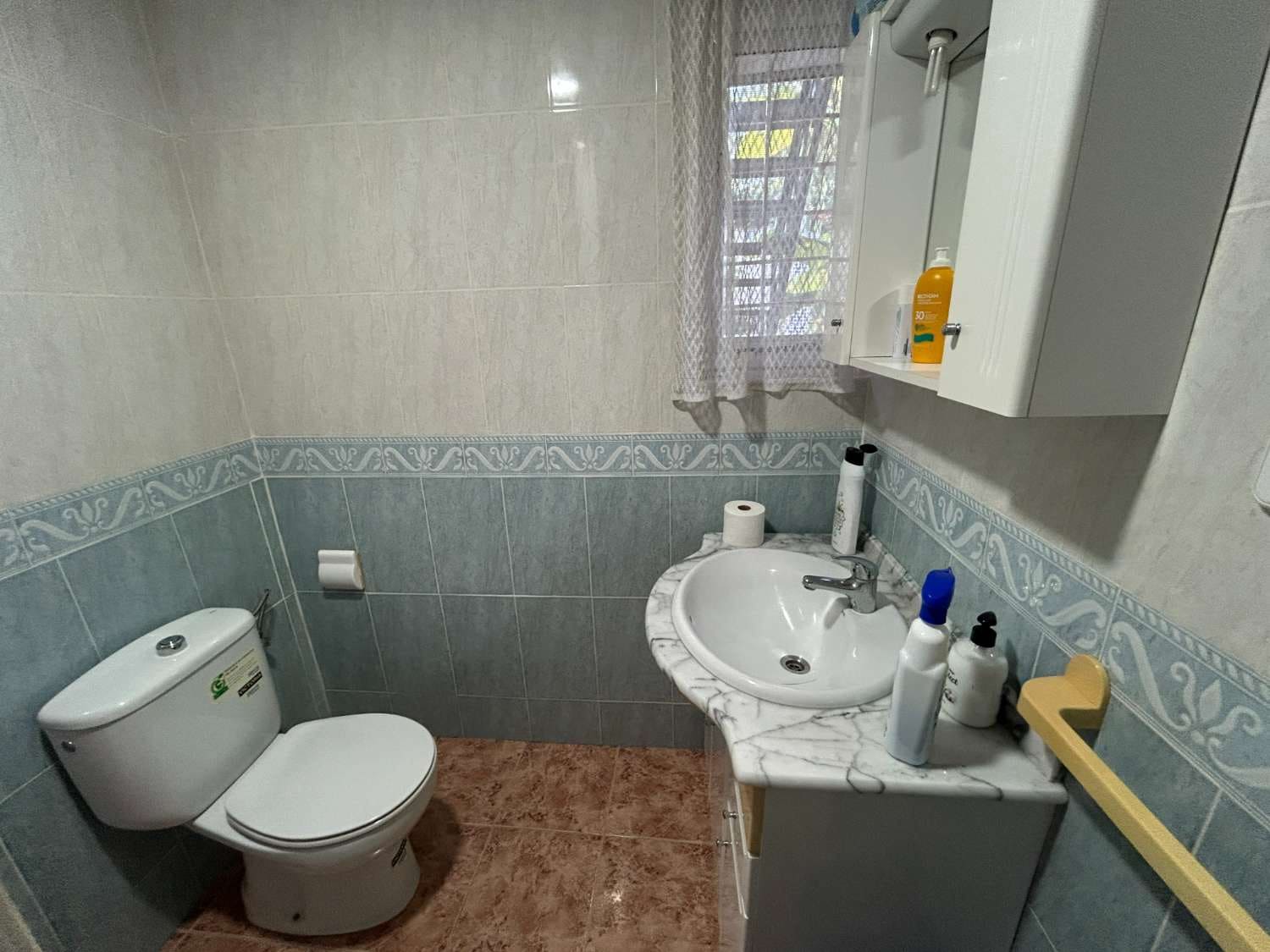 5 bedroom Villa for sale in Torrevieja with pool - € 470,000 (Ref: 9387558)