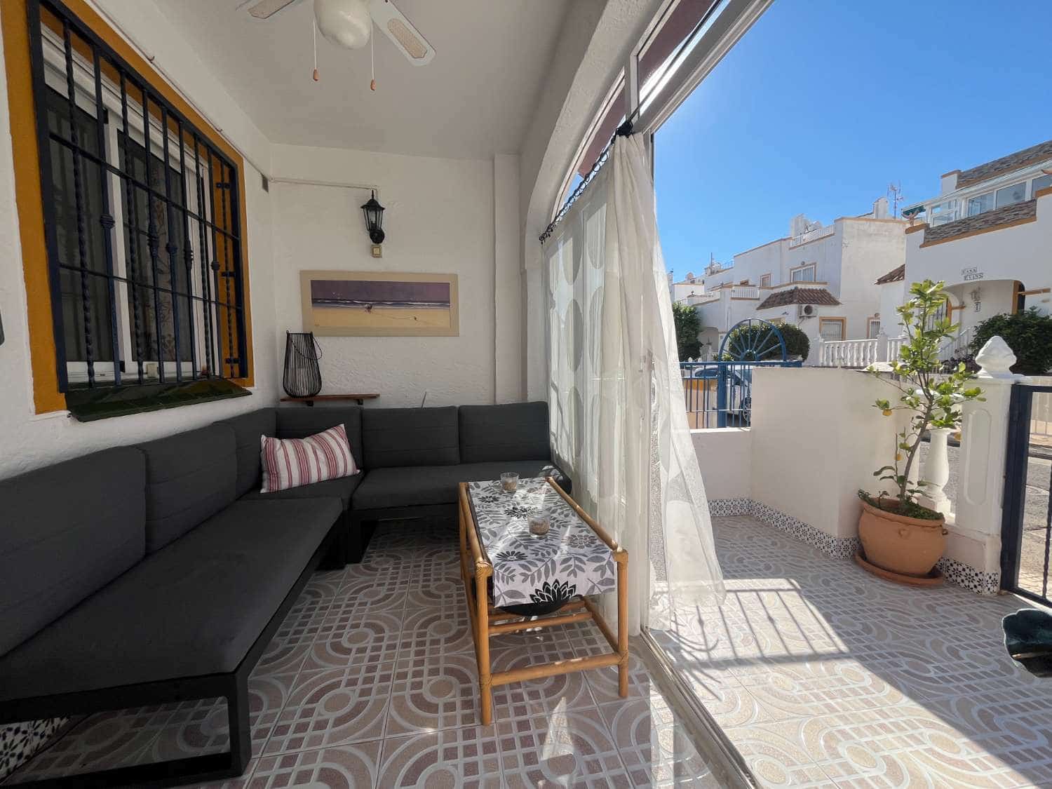 3 Zimmer Strandapartment zu verkaufen in Orihuela mit Pool - 169.000 € (Ref: 9406376)