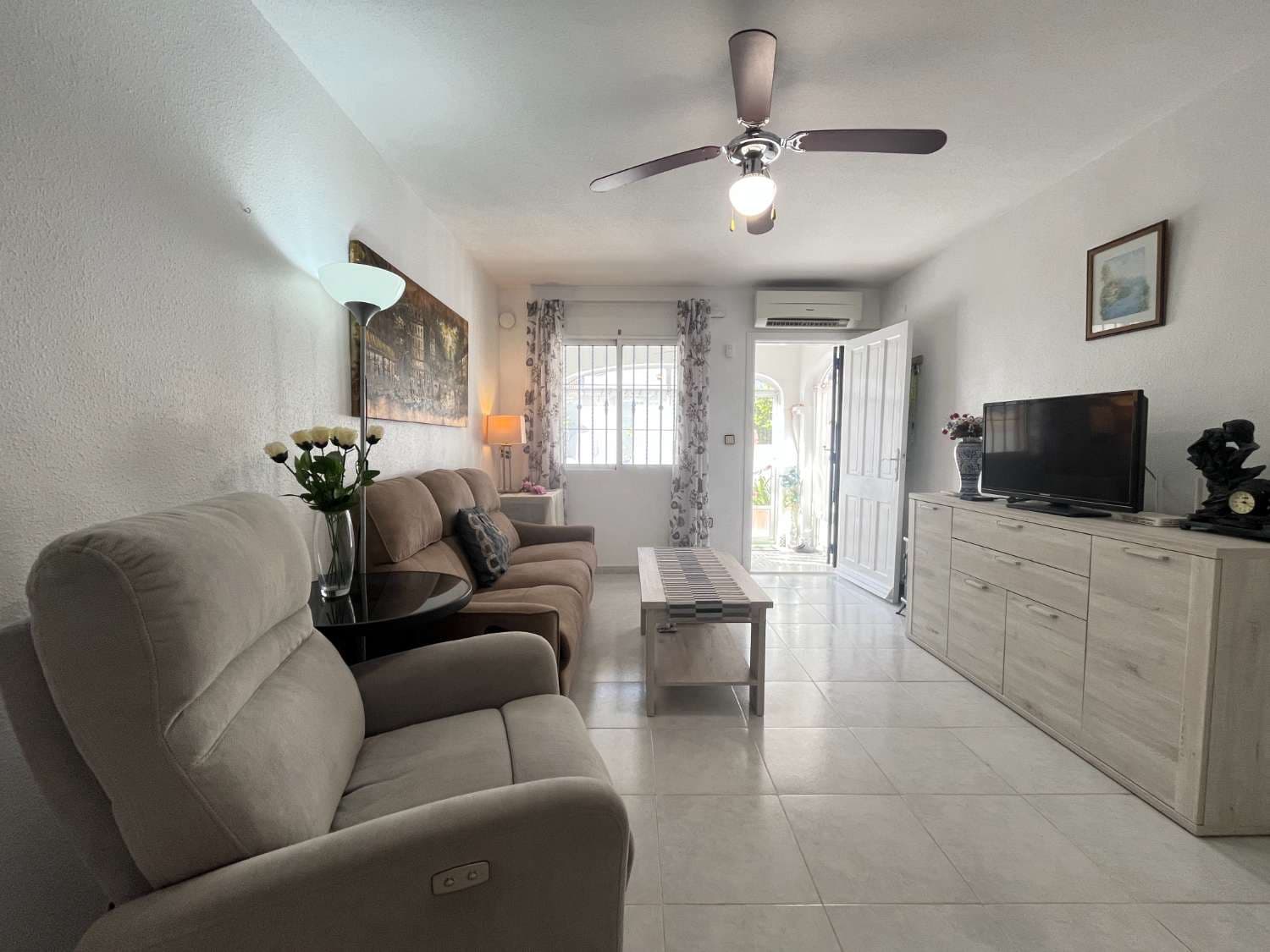 3 Zimmer Strandapartment zu verkaufen in Orihuela mit Pool - 169.000 € (Ref: 9406376)