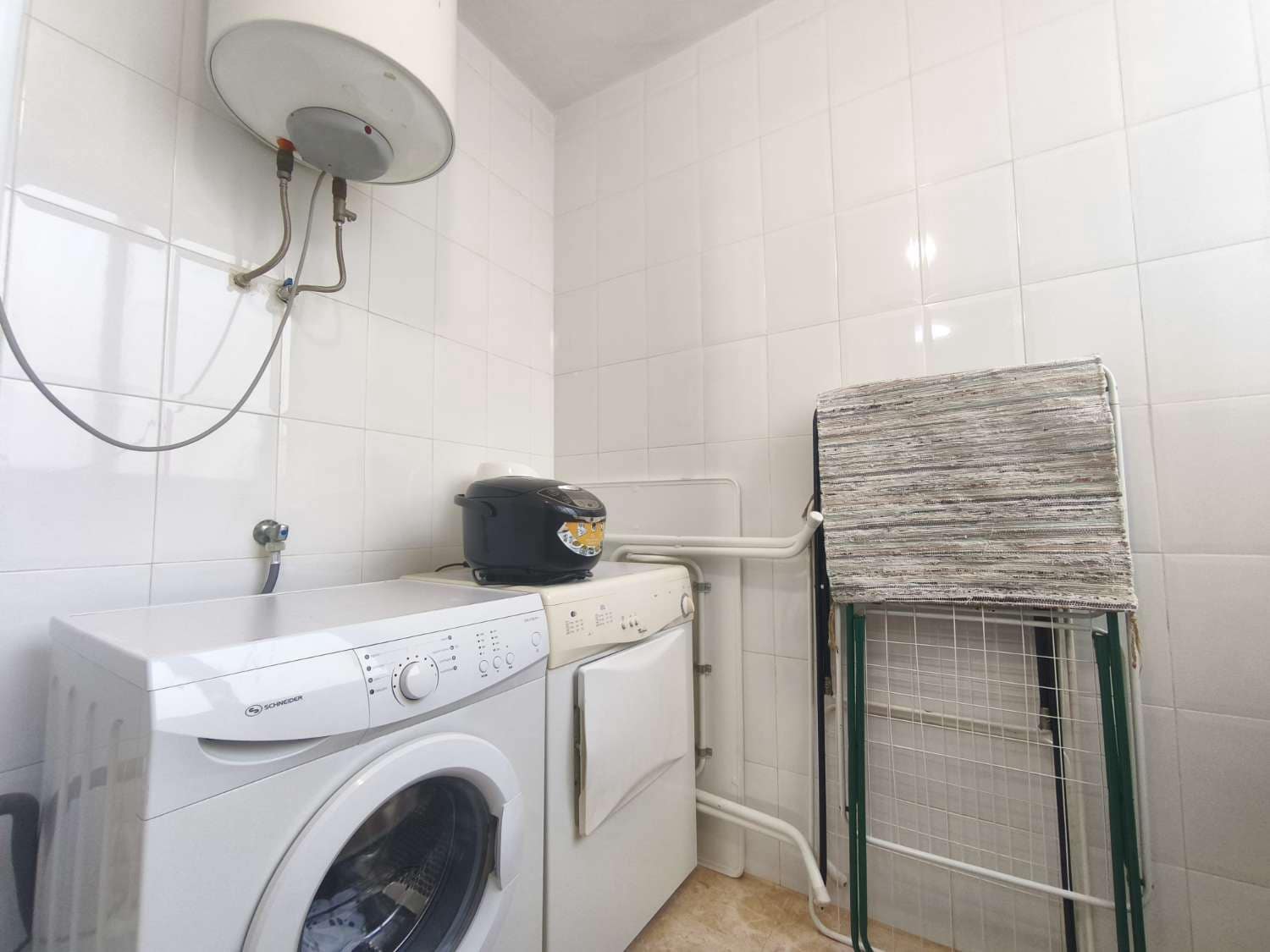 2 bedroom Beach Apartment for sale in Orihuela with pool - € 139,000 (Ref: 9410650)