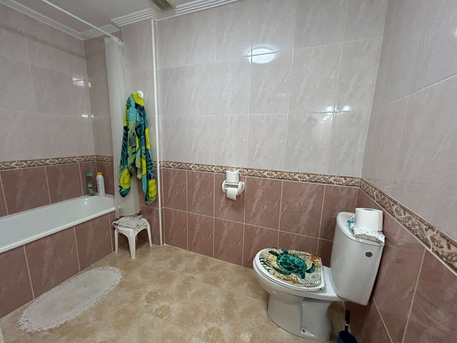 2 bedroom Beach Apartment for sale in Orihuela with pool - € 139,000 (Ref: 9410650)