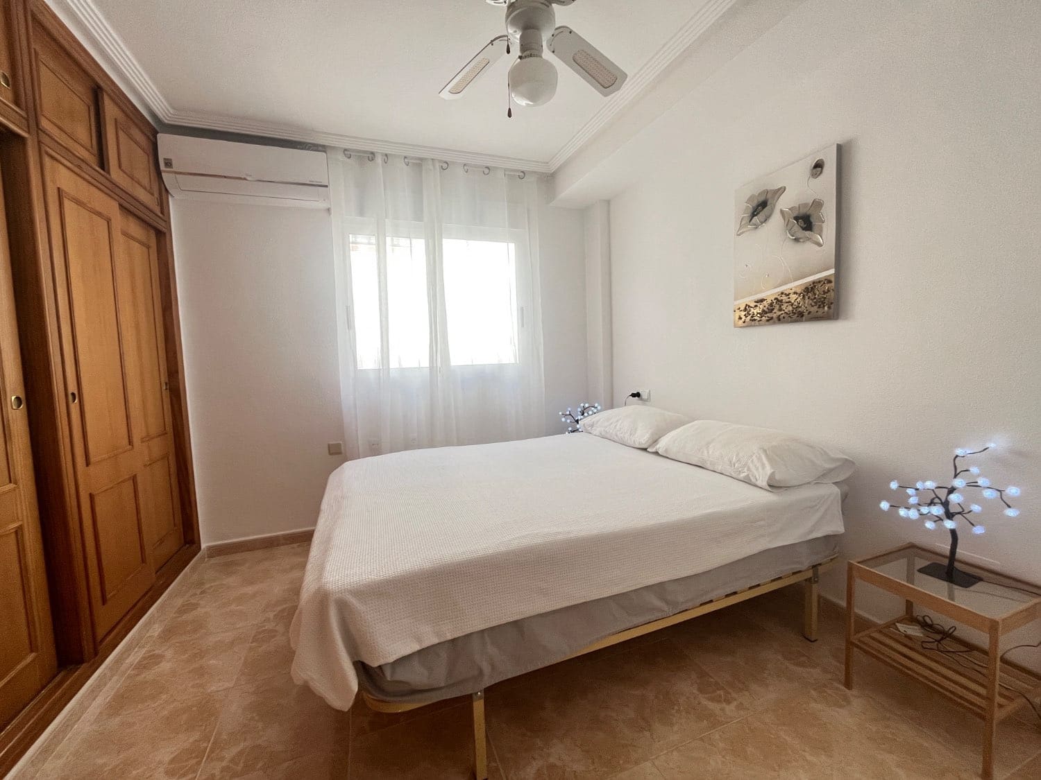 2 bedroom Beach Apartment for sale in Orihuela with pool - € 139,000 (Ref: 9410650)