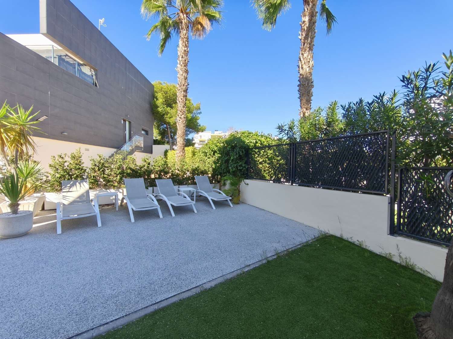 3 bedroom Villa for sale in Orihuela with pool - € 339,000 (Ref: 9415649)