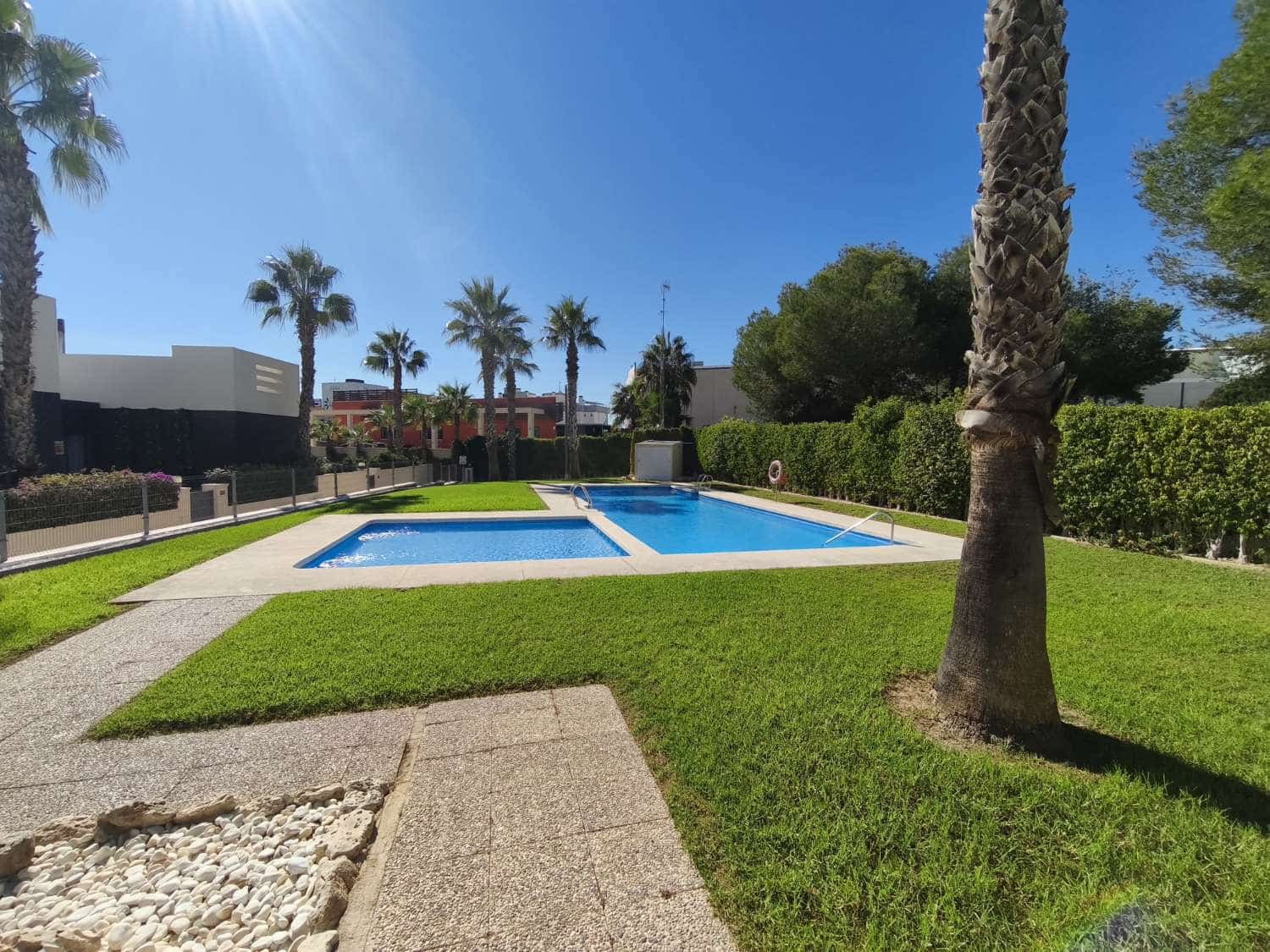 3 bedroom Villa for sale in Orihuela with pool - € 339,000 (Ref: 9415649)