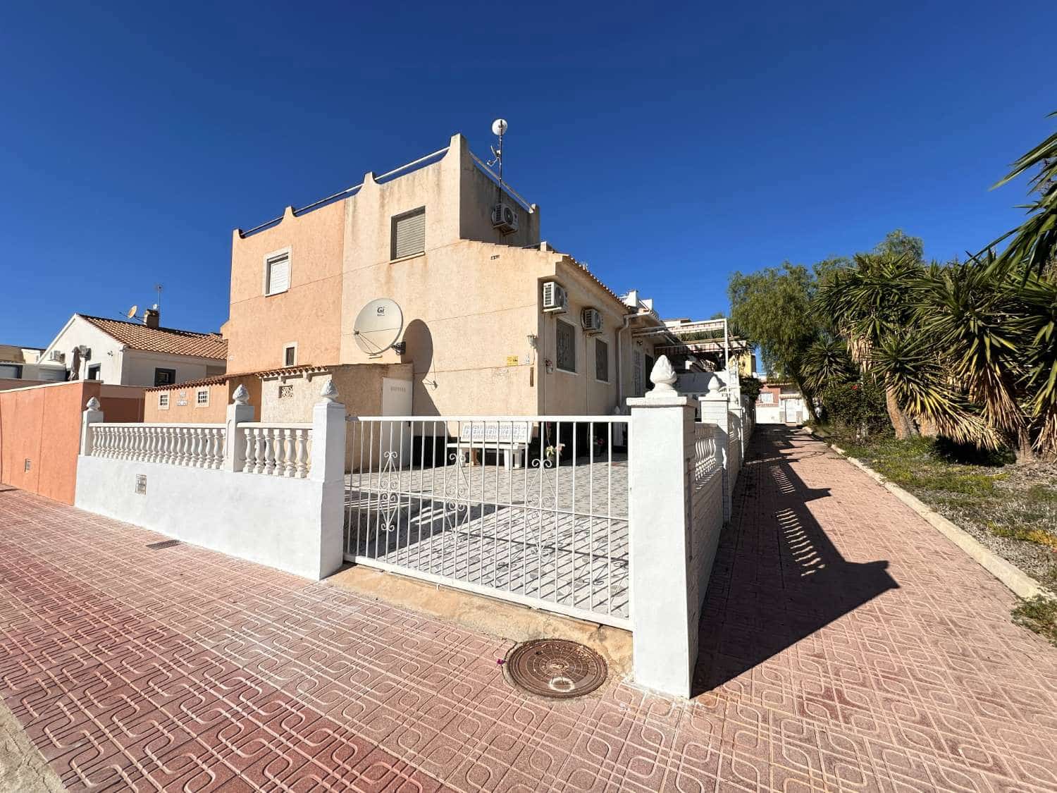 3 makuuhuone Asunto myytävänä paikassa Orihuela - 165 000 € (Ref: 9419281)