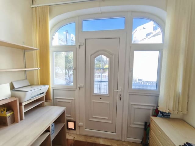 4 soveværelse Bungalow til salg i Orihuela med swimmingpool - € 265.000 (Ref: 9426920)