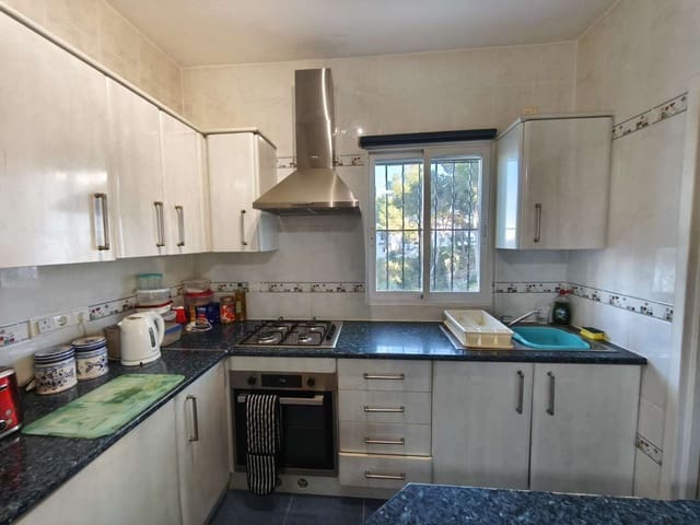 4 soveværelse Bungalow til salg i Orihuela med swimmingpool - € 265.000 (Ref: 9426920)