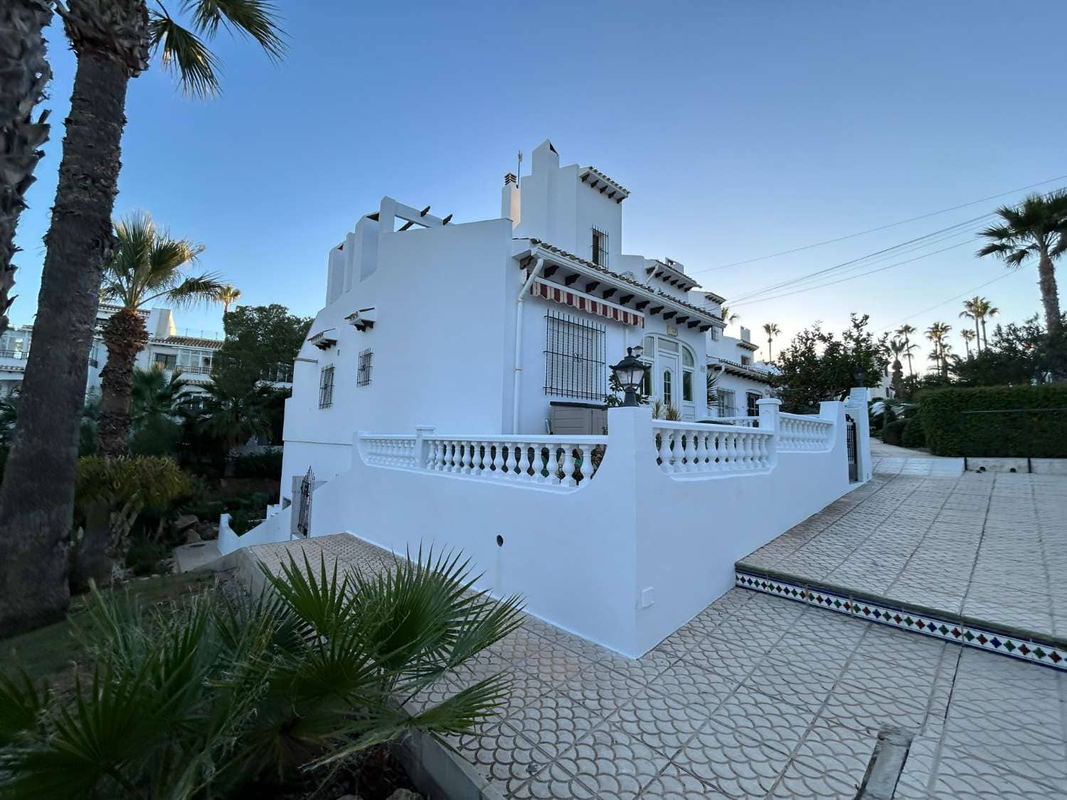 4 soveværelse Bungalow til salg i Orihuela med swimmingpool - € 265.000 (Ref: 9426920)