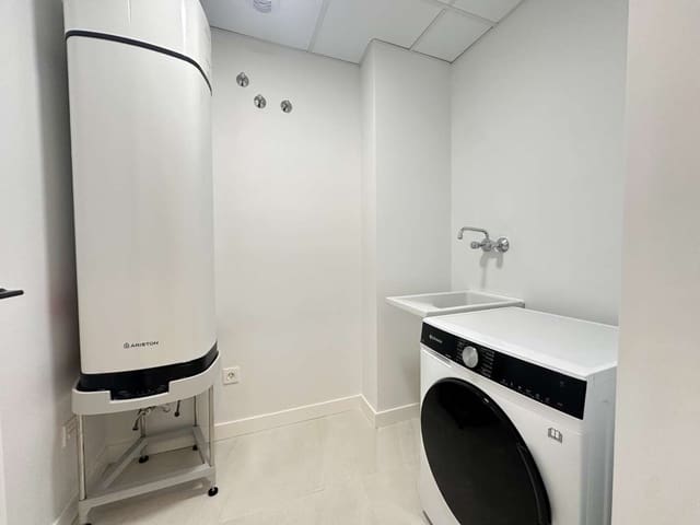 Apartamento Playa de 2 habitaciones en San Pedro del Pinatar en venta con piscina garaje - 254.900 € (Ref: 9448935)