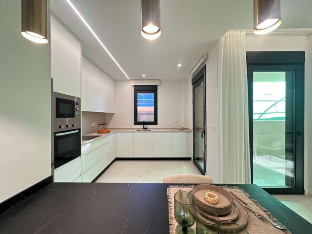 3 soveværelse Strandlejlighed til salg i San Pedro del Pinatar med swimmingpool - € 293.900 (Ref: 9448936)