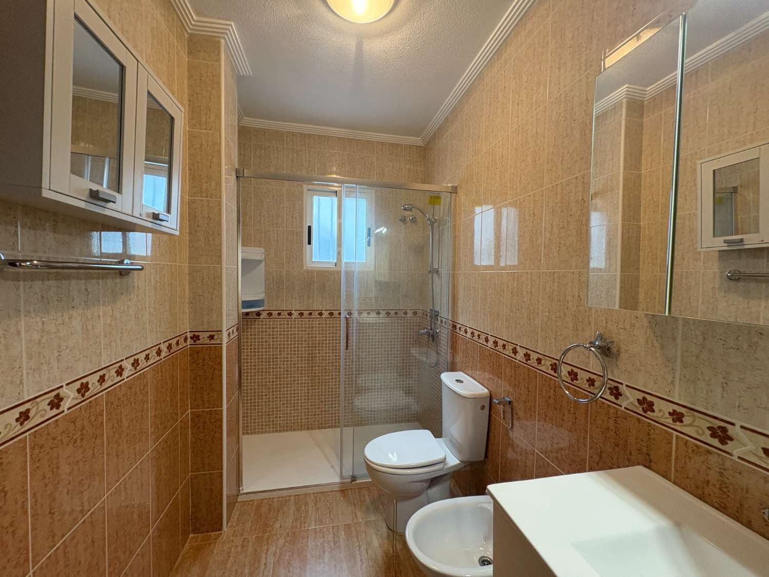 1 sovrum Lägenhet till salu i Orihuela med pool - 138 000 € (Ref: 9455923)