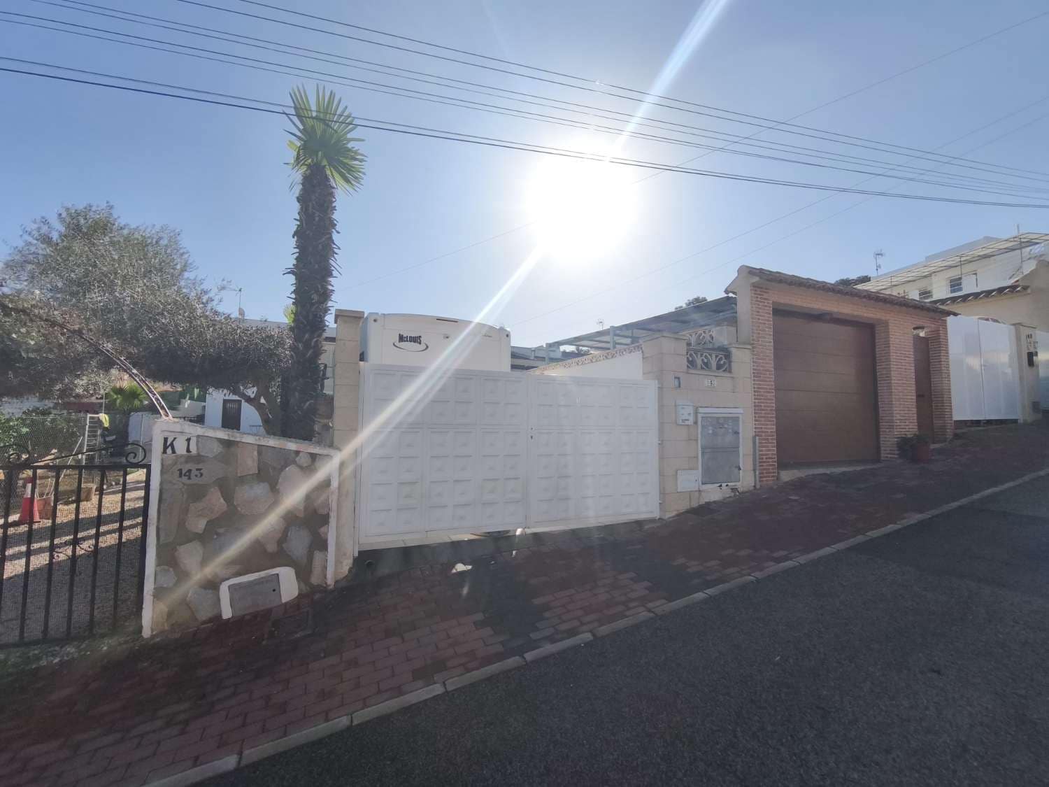 3 makuuhuone Bungalow myytävänä paikassa Torrevieja mukana 
autotalli - 169 999 € (Ref: 9481888)