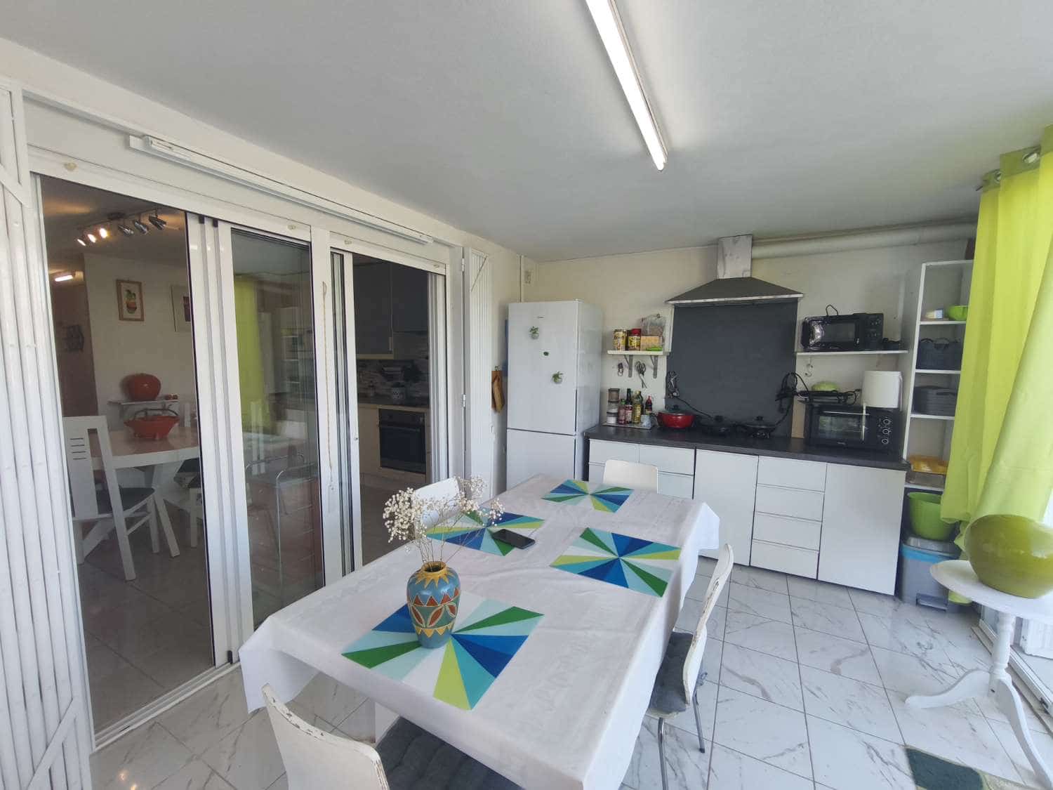 3 makuuhuone Bungalow myytävänä paikassa Torrevieja mukana 
autotalli - 169 999 € (Ref: 9481888)
